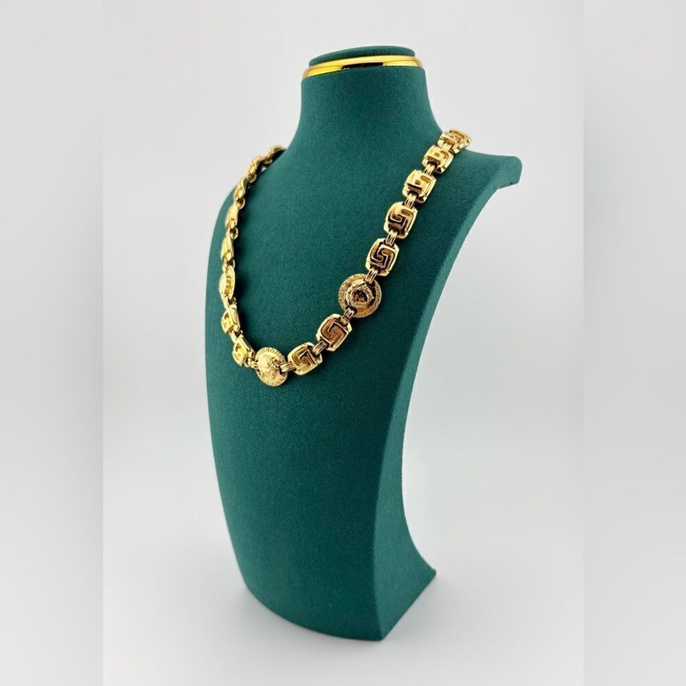 Rare & Vintage Versace Gold Finished Chain Necklace w/COA, Pristine - Picture 4 of 12